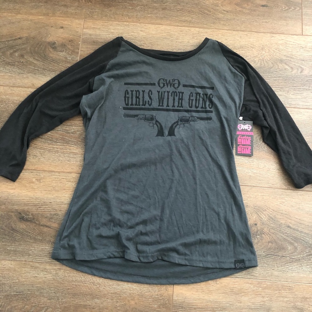 3/4 sleeve shirt